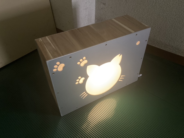 猫ランタン1